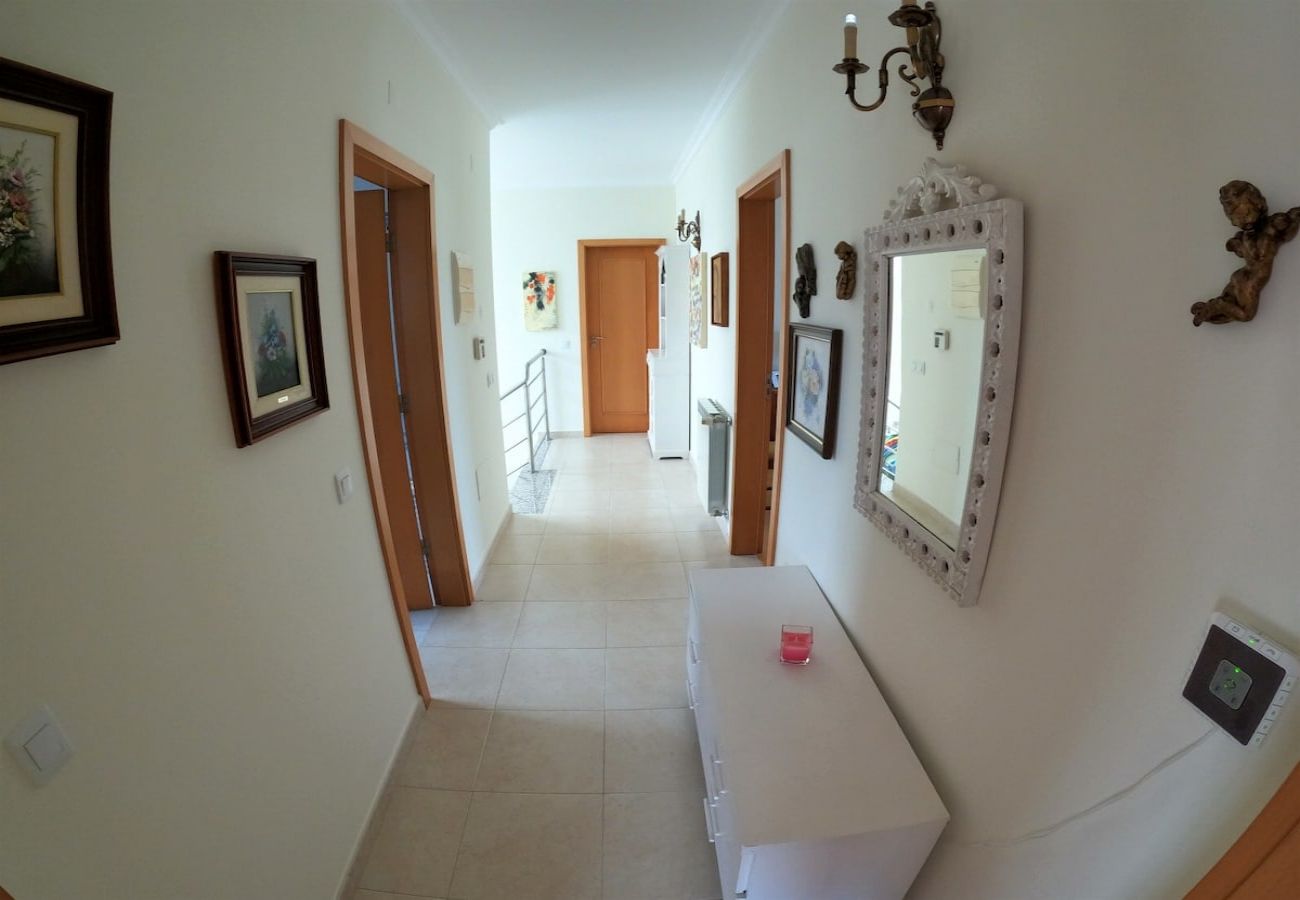 Apartment in Corroios - Marisol, maravilhoso T4 duplex c/ piscina e jardim, Caparica, Almada, Lisboa