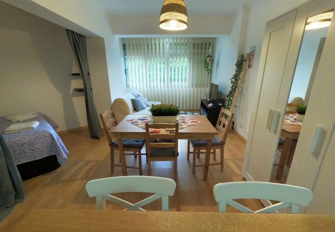 Studio in Paço de Arcos - Lisboa, acolhedor estúdio em Paço de Arcos, Oeiras, Lisboa