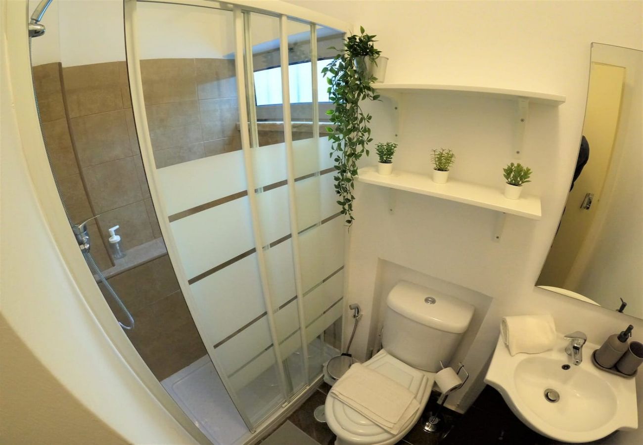 Studio in Paço de Arcos - Lisboa, acolhedor estúdio em Paço de Arcos, Oeiras, Lisboa