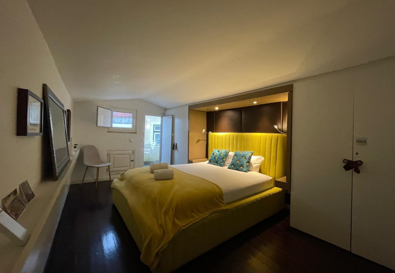 Apartment in Lisbon - Lisboa, Fabuloso apartamento T2 c/ terraço junto ao Rossio, Lisboa