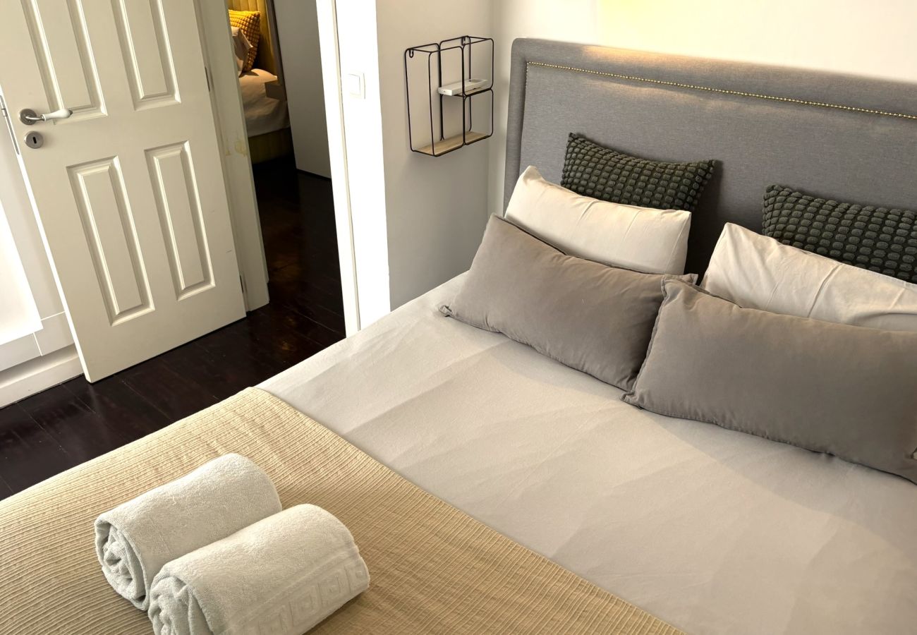 Apartment in Lisbon - Lisboa, Fabuloso apartamento T2 c/ terraço junto ao Rossio, Lisboa