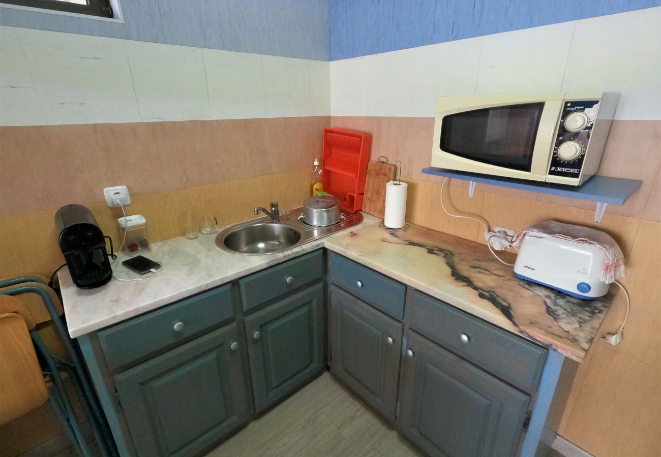 Apartment in Quarteira - Algarve, apartamento T1 moderno c/ varanda, Quarteira