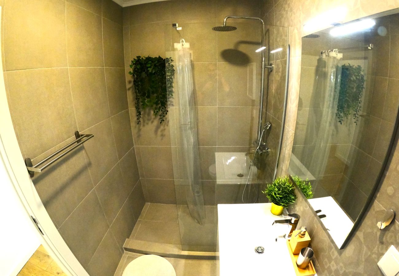 Apartment in Lisbon - Lisboa T3 moderno em Benfica, Lisboa