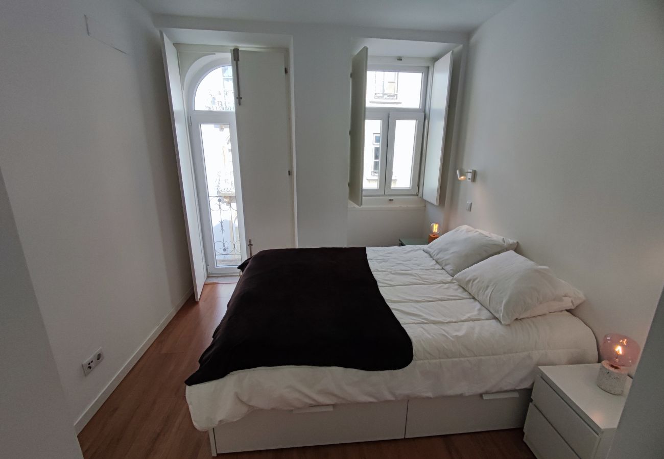 Apartment in Lisbon - Lisboa T1 Varanda com vista rio, R Cidade Cardiff, Lisboa