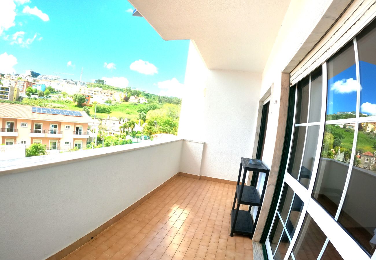 Apartment in Oeiras - Lisboa, apartamento T1 Moderno com varanda em Barcarena, Oeiras