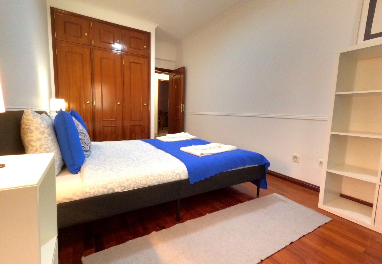 Apartment in Oeiras - Lisboa, apartamento T2 Moderno com varanda em Barcarena, Oeiras