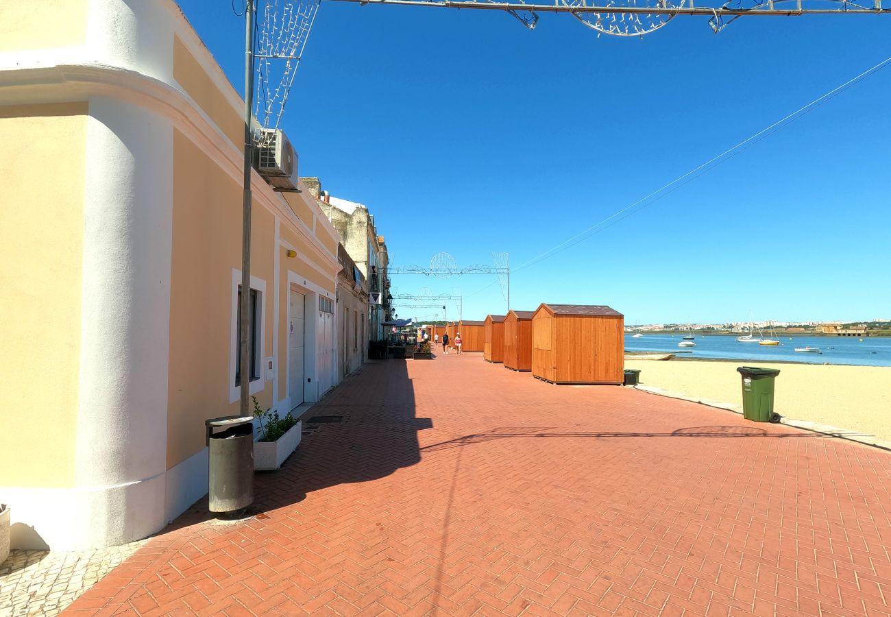 Apartment in Verdizela - Seixal Beach House, Almada, Lisboa