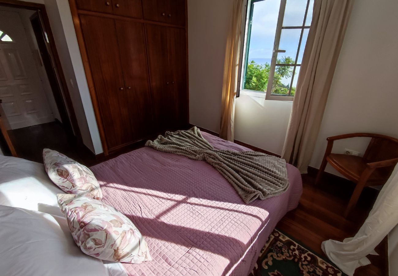 House in Porto da Cruz - Madeira, Casa de 2 quartos com vista mar e Penha de Águia, Porto da Cruz, ilha da Madeira