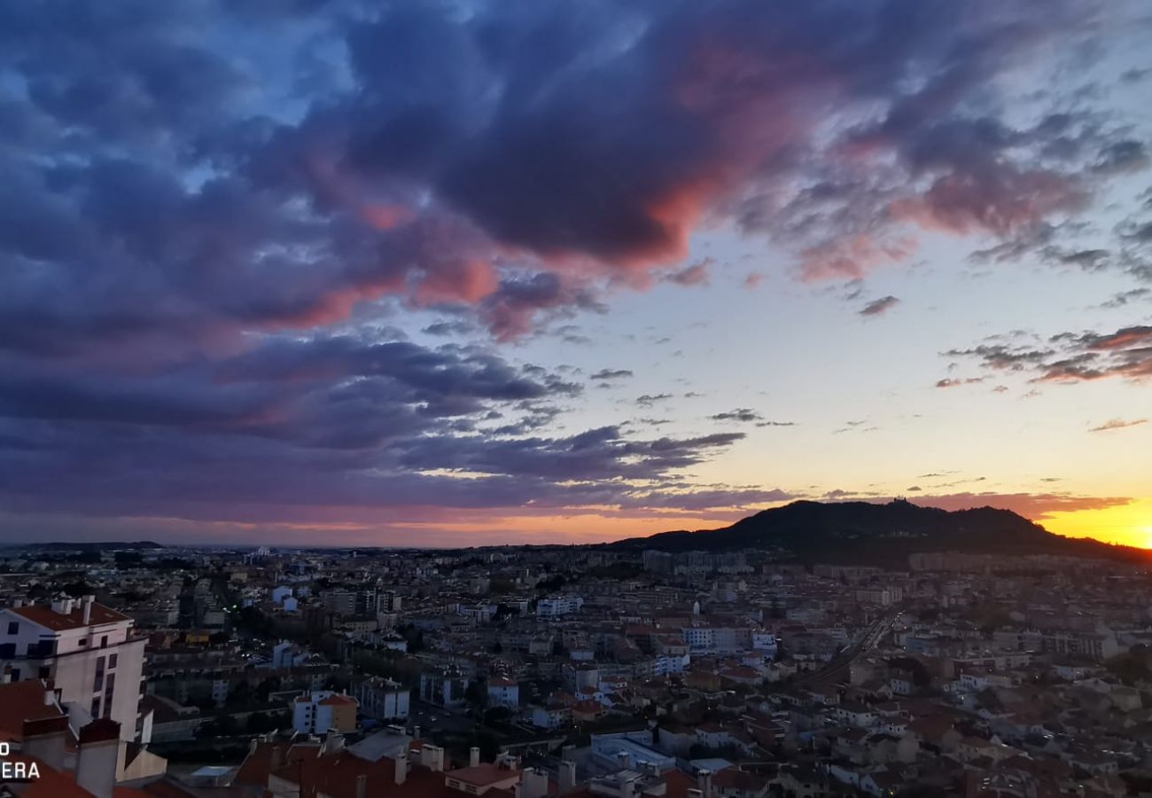 Appartement à Algueirão - Sintra, T3 duplex com terraço e vistas maravilhosas, Tapada das Mercês, Sintra