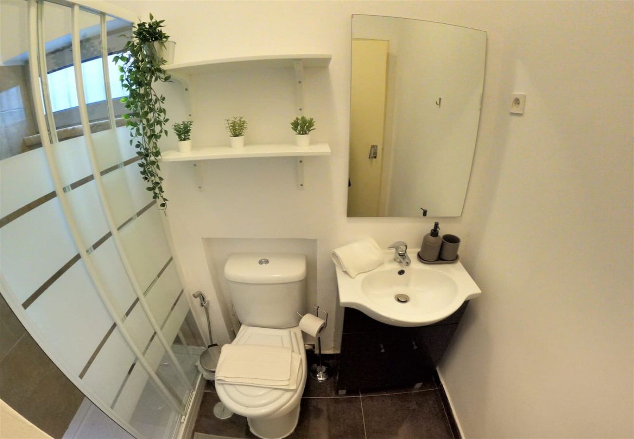 Studio à Paço de Arcos - Lisboa, acolhedor estúdio em Paço de Arcos, Oeiras, Lisboa