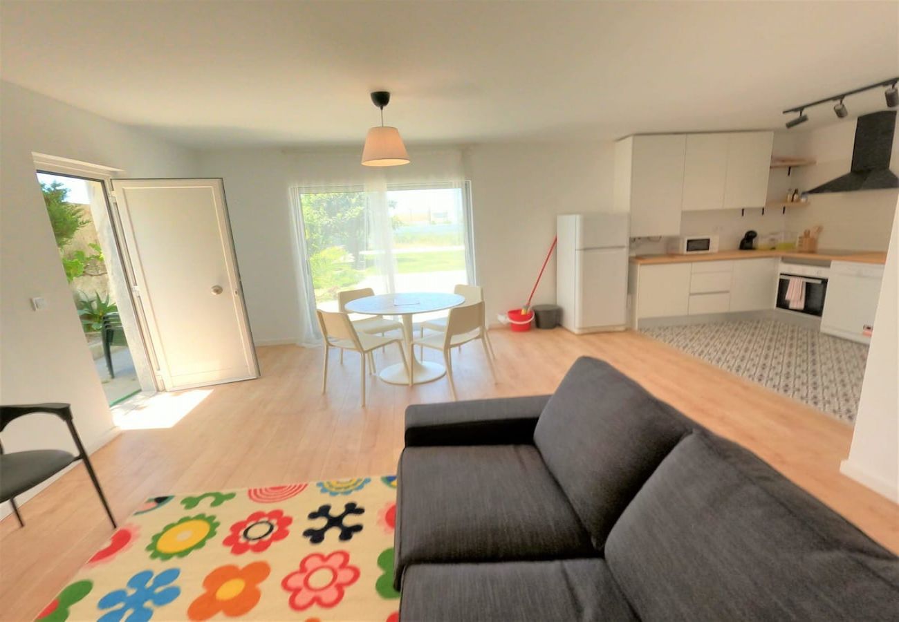 Appartement à Charneca de Caparica - Caparica, apartamento T2 c/ piscina, Charneca de Caparica, Lisboa
