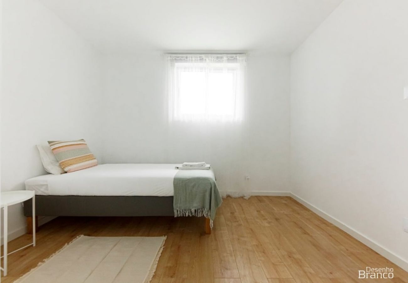 Appartement à Charneca de Caparica - Caparica, apartamento T2 c/ piscina, Charneca de Caparica, Lisboa