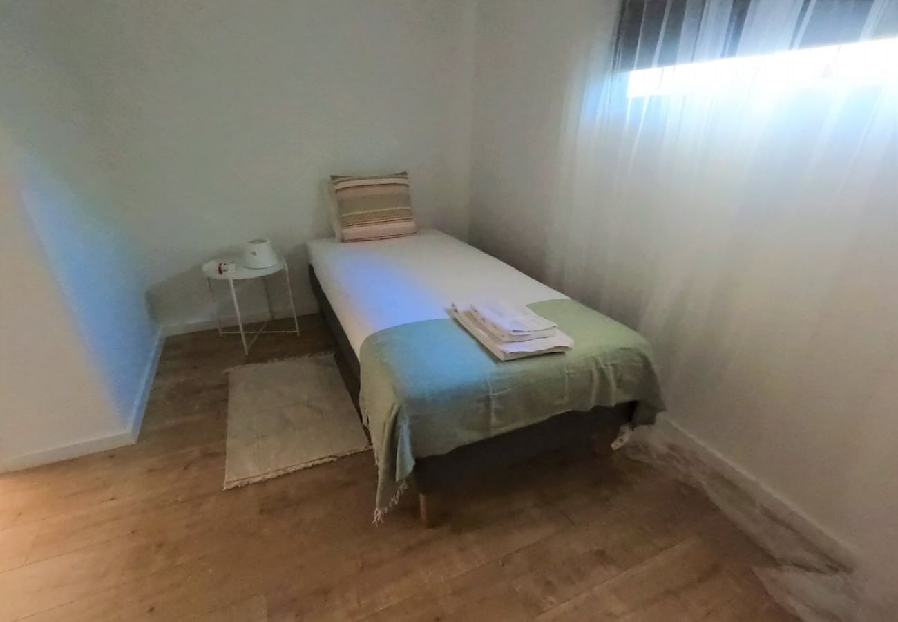 Appartement à Charneca de Caparica - Caparica, apartamento T2 c/ piscina, Charneca de Caparica, Lisboa