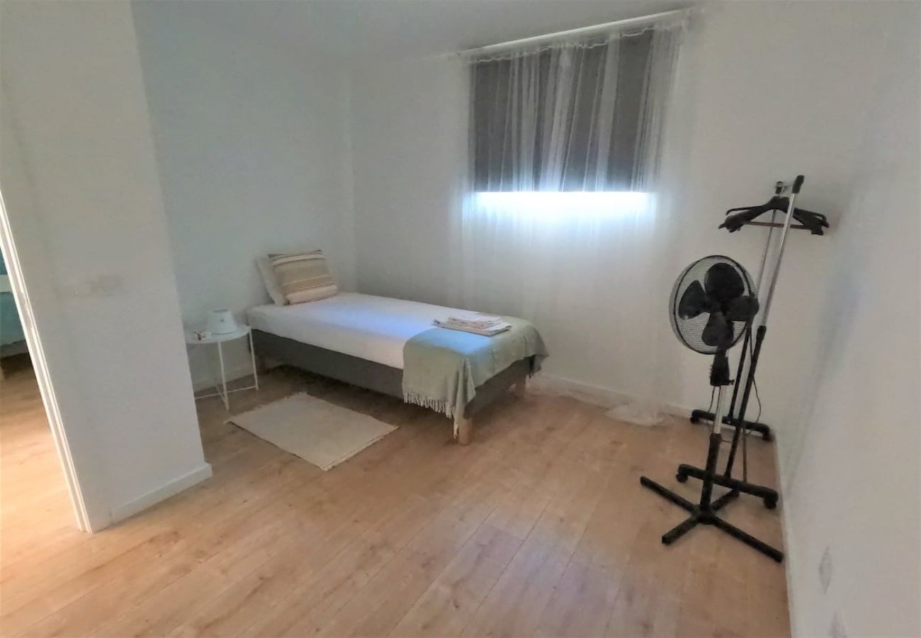 Appartement à Charneca de Caparica - Caparica, apartamento T2 c/ piscina, Charneca de Caparica, Lisboa