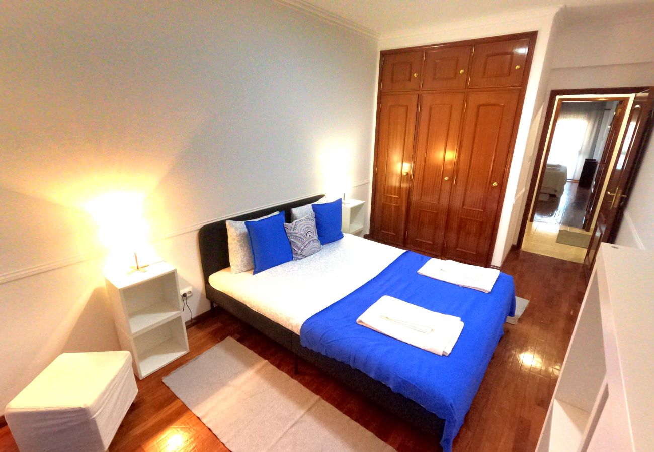 Appartement à Oeiras - Lisboa, apartamento T2 Moderno com varanda em Barcarena, Oeiras