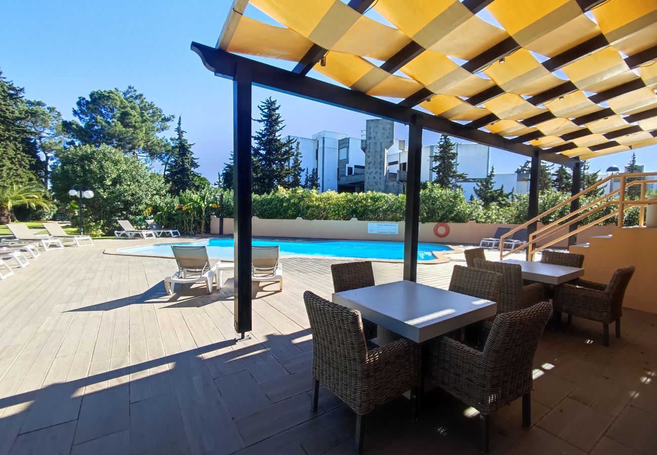 Appartement à Albufeira - Apartamento T2 com jardim privativo nos Apartamentos da Balaia, Albufeira, Algarve