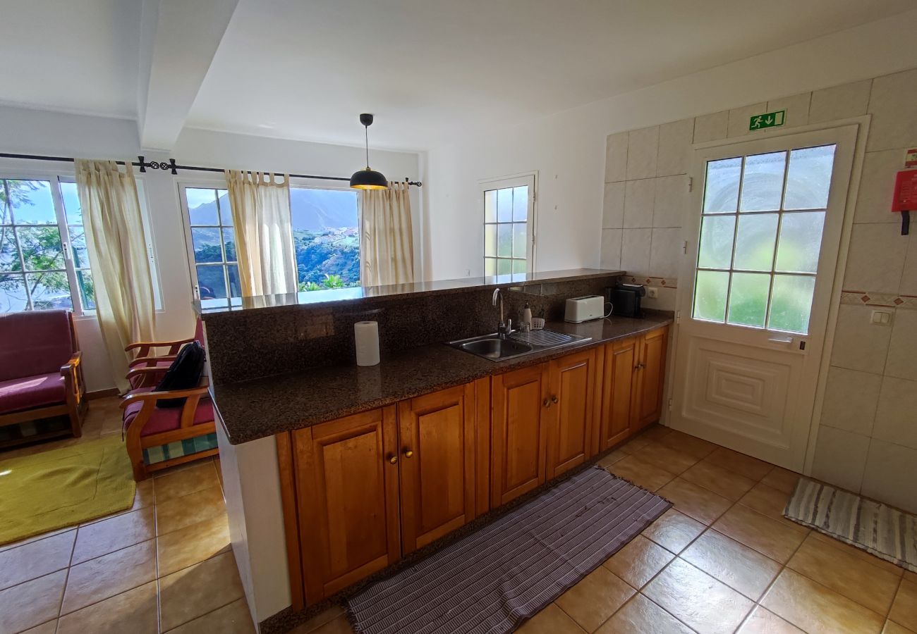 Maison à Porto da Cruz - Madeira, Casa de 2 quartos com vista mar e Penha de Águia, Porto da Cruz, ilha da Madeira