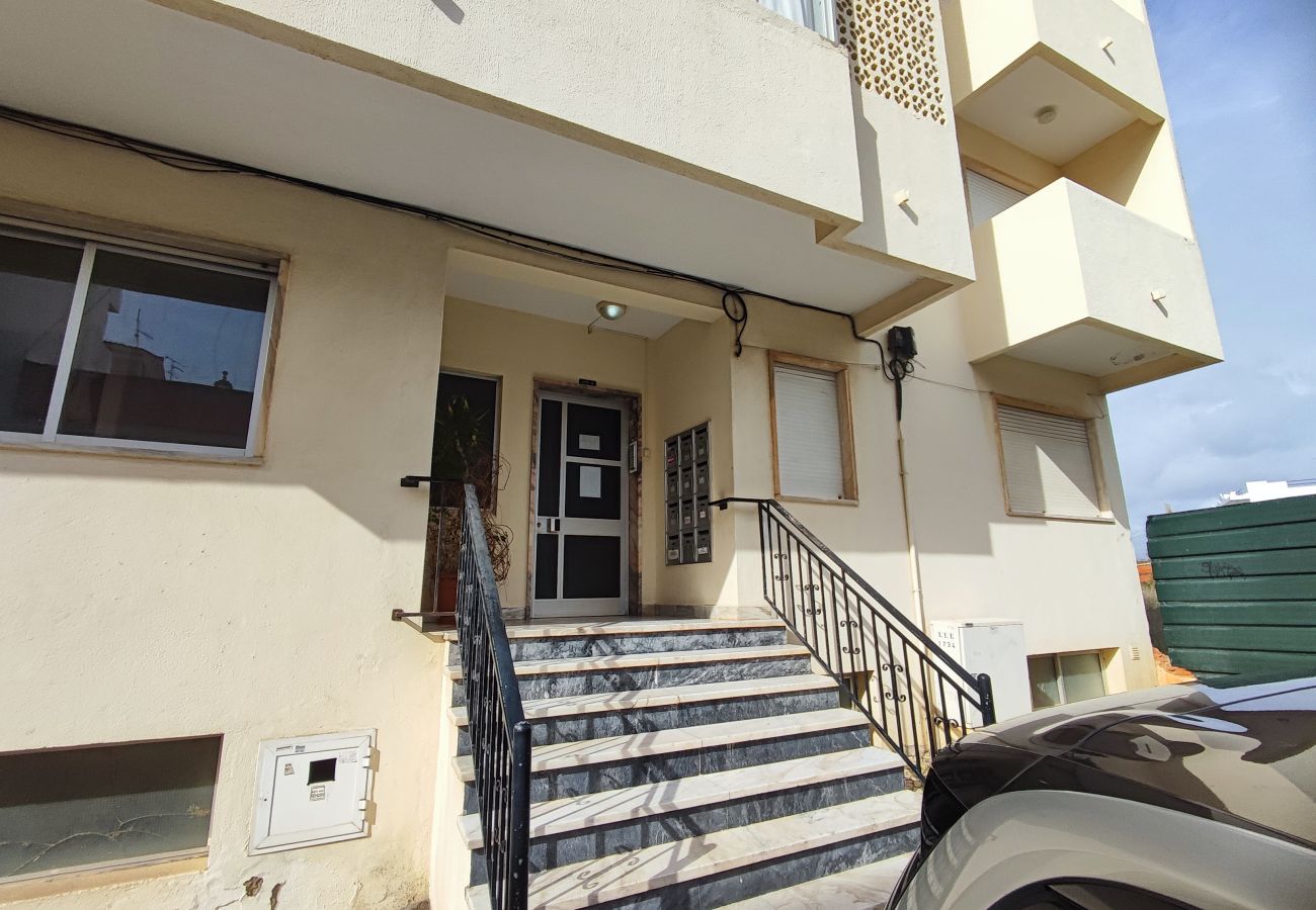 Appartement à Quarteira - Algarve, apartamento T1+1 acolhedor no centro de Quarteira