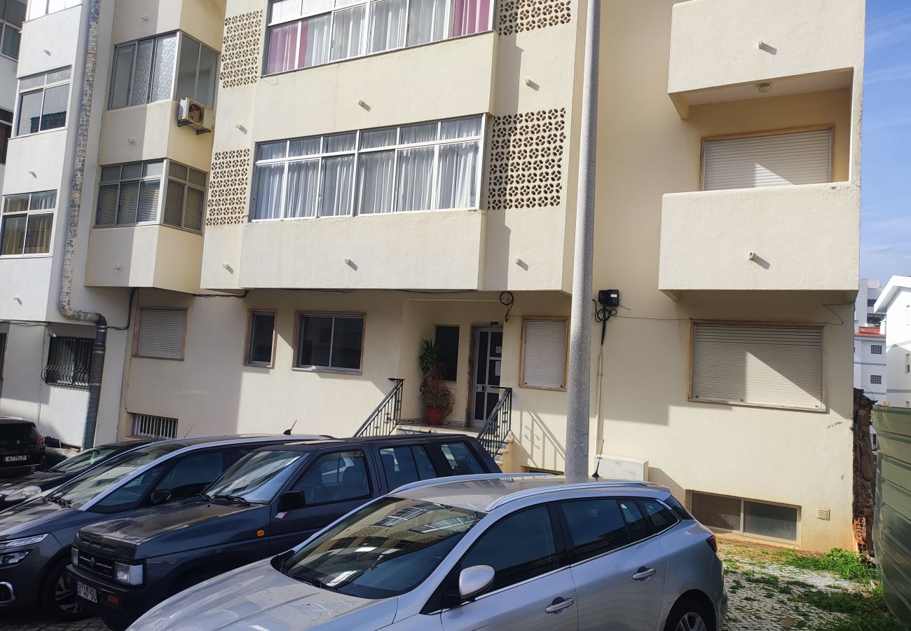 Appartement à Quarteira - Algarve, apartamento T1+1 acolhedor no centro de Quarteira
