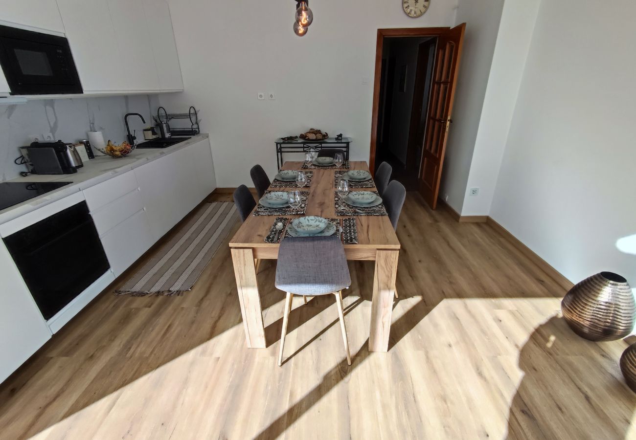 Chambres d'hôtes à Alenquer - Guest House Alojamento Santa Catarina Suite 1 - O seu refúgio no coração de Alenquer