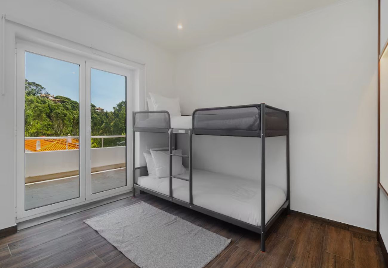 Appartement à Alcabideche - Cascais, Refúgio familiar em apartamento T2 com vista mar, Malveira da Serra, Cascais